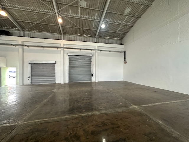 To Let commercial Property for Rent in Maitland Western Cape